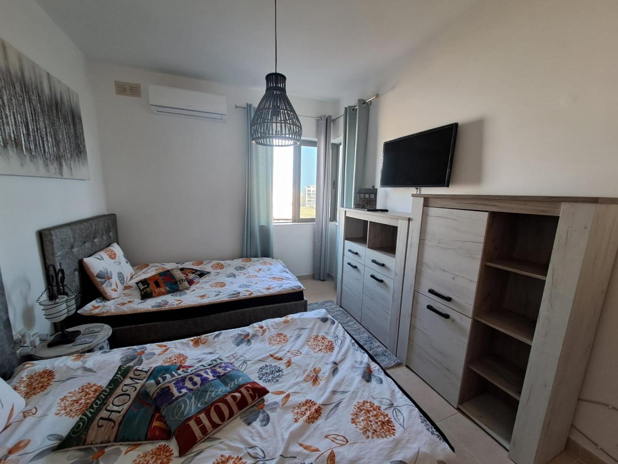 Sunshine Court Budget St. Paul's Bay Esterno foto